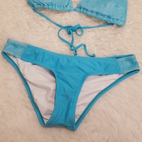 💕FOREVER 21 Star Print Triangle Top String Bikini - Picture 7 of 11